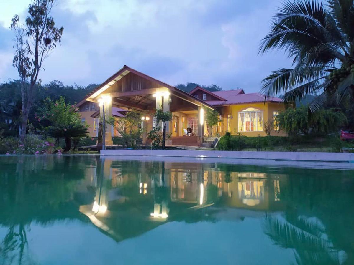 Kapal Terbang Guest House Langkawi Pantai Cenang  Zewnętrze zdjęcie